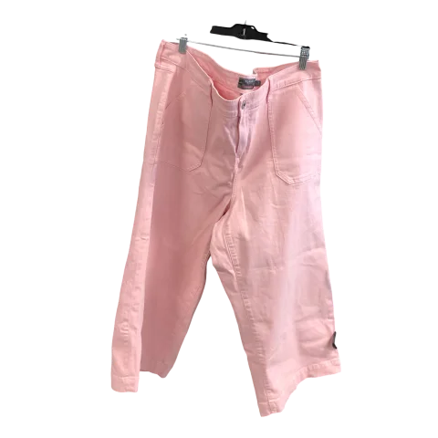 Jeans Cropped By Torrid In Pink, Size: 22