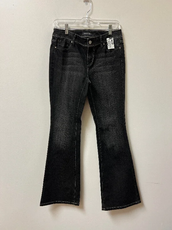 Jeans Flared By White House Black Market In Black Denim, Size: 2