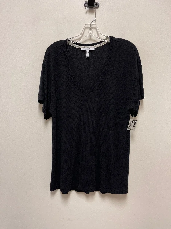 Top Short Sleeve By Peace Love World In Black, Size: L