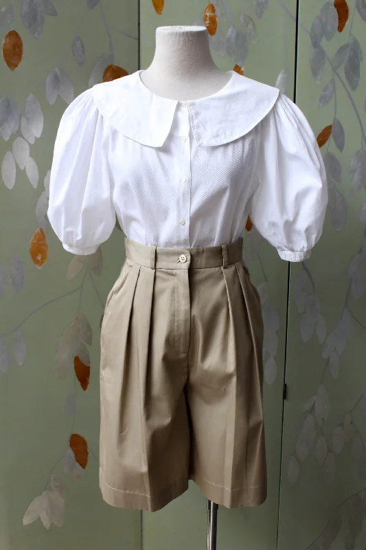 Vintage 1980s Deadstock Shorts, Beige Khaki Bermuda Cotton Minimalist Dress Shorts, 25" & 31" Waist