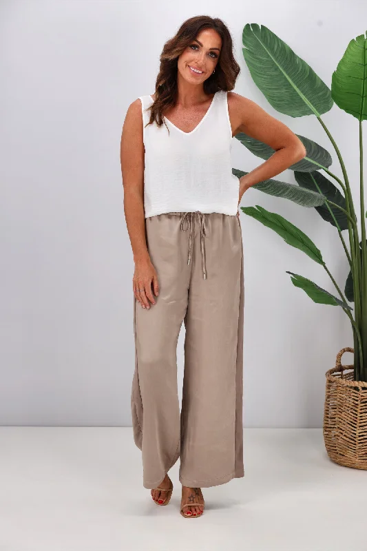 Jane James Nina Sateen Pant Latte