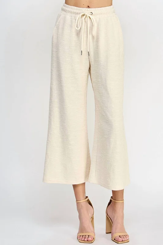 Metalic Textured Cropped Wide Pants In Cream