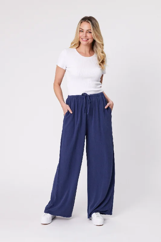 Shine On Essentials Woven Pant Navy